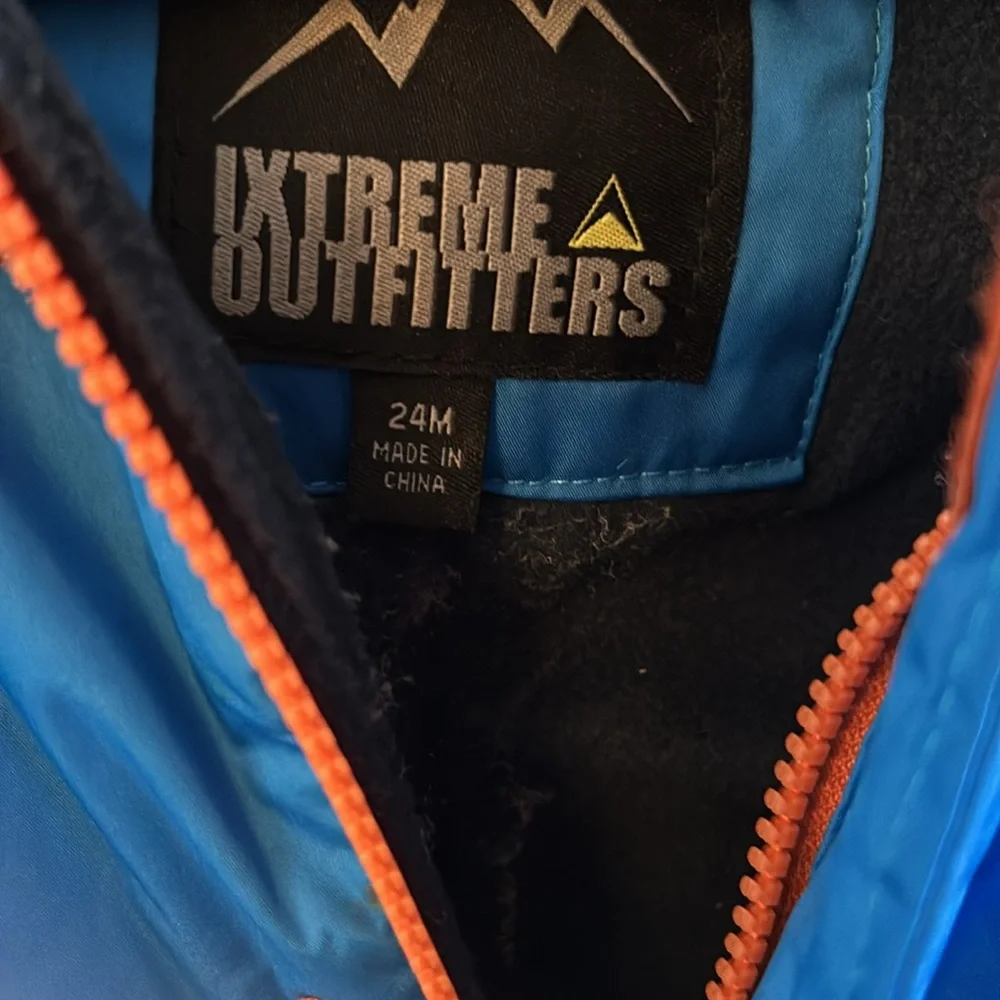 Snowsuit.  Extreme outfitter blue snowsuit 24 mos - Picture 5 of 9